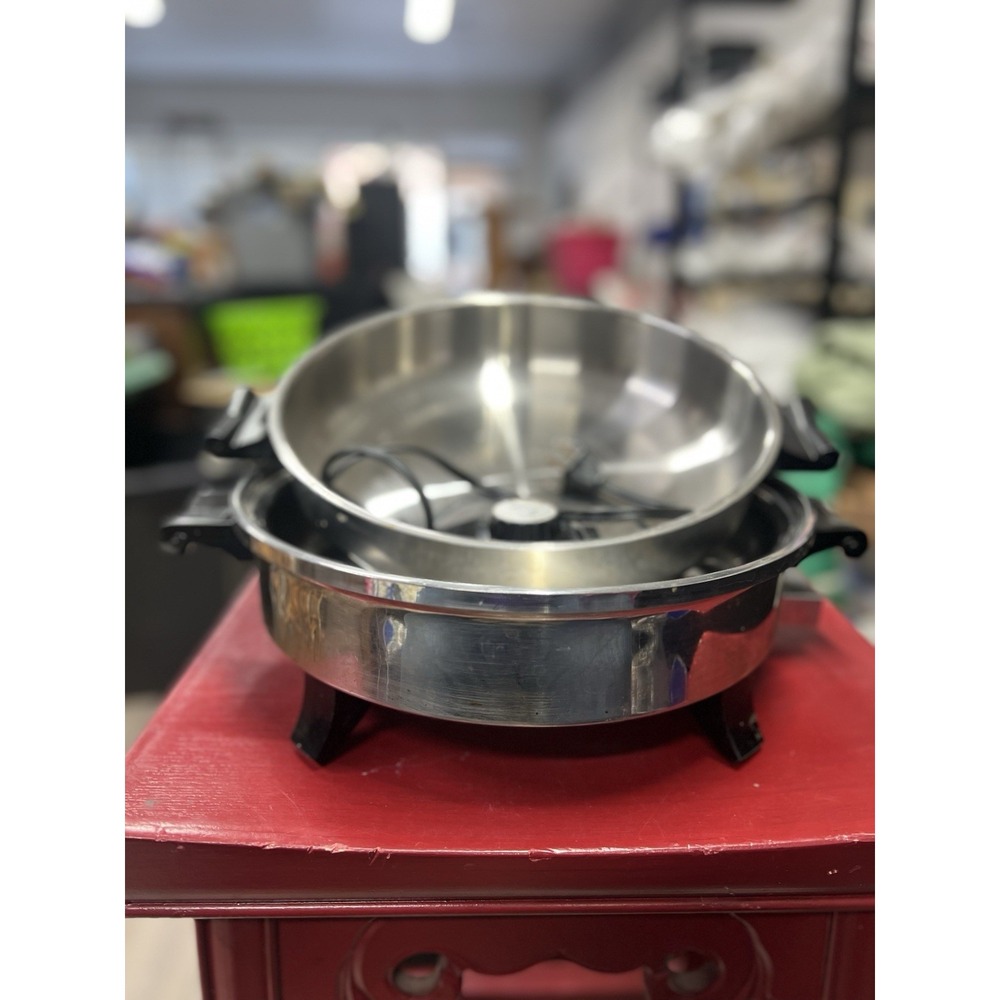 Regal Ware SOCIETY 12" Stainless Electric Liquid Core Skillet w/ Dome Lid K7253